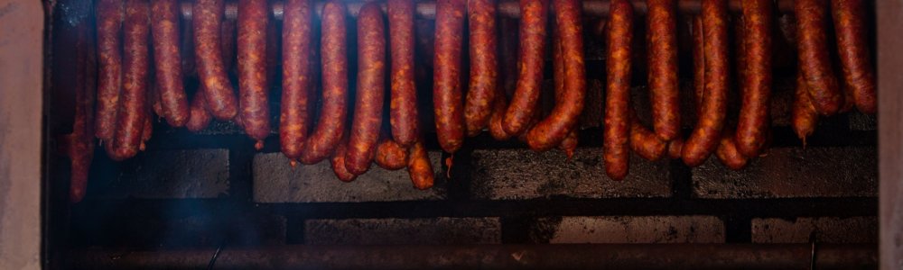 Ahumadero de mampostería, sabrosos platos de tu huerto