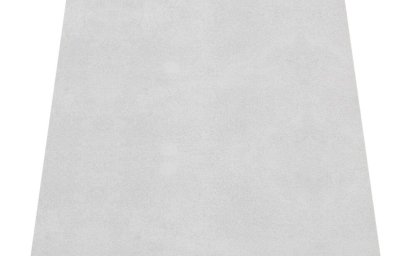 Le revêtement en panneaux de silicate de la cheminée offre une excellente isolation